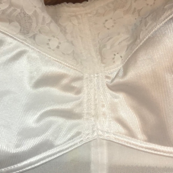 Jodee comfort plus Mastectomy bra - Picture 5 of 11